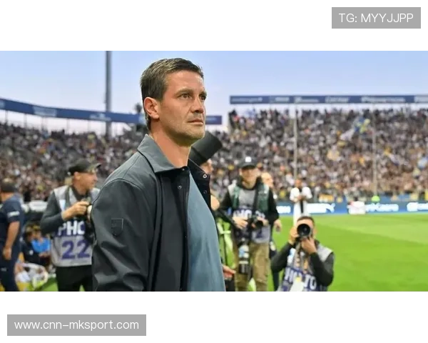 国米边路传中找到最佳人选，头球制胜成为镜头焦点