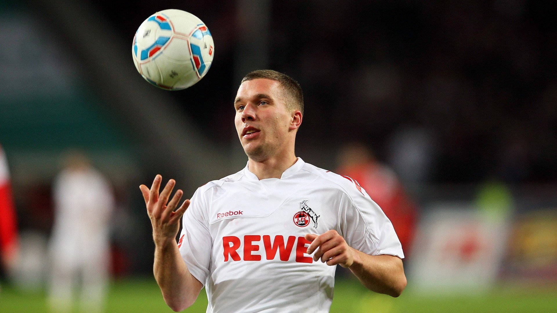 周建忠主动投案,接受组织审查,周建堒简历